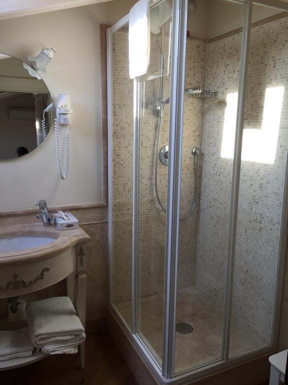 Garda Residence San Vigilio Golf Pozzolengo Bilik gambar
