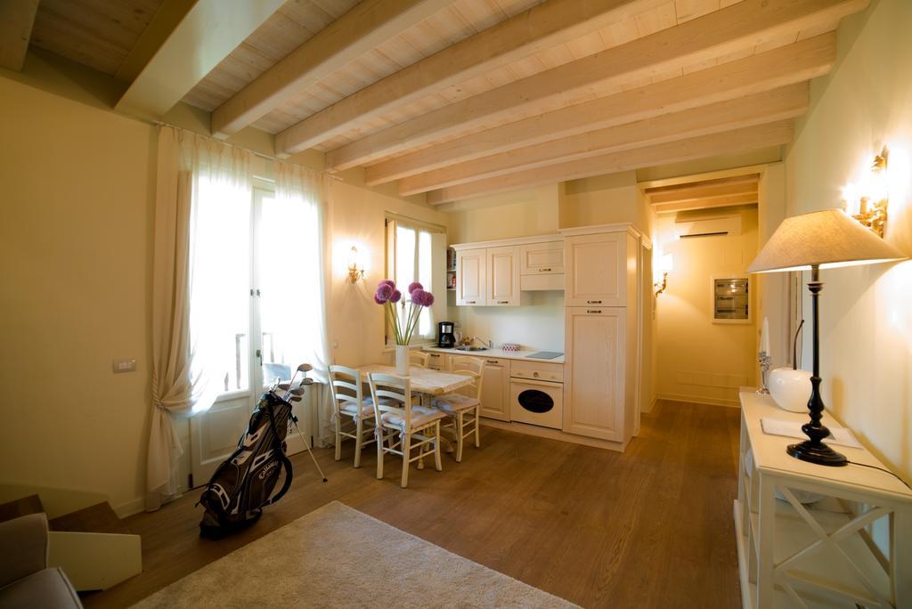 Garda Residence San Vigilio Golf Pozzolengo Bilik gambar
